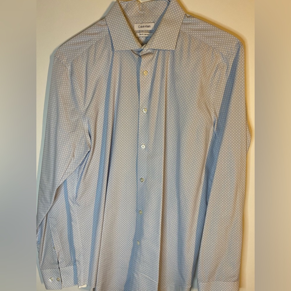 Calvin Klein Slim Fit Button Down - Large
